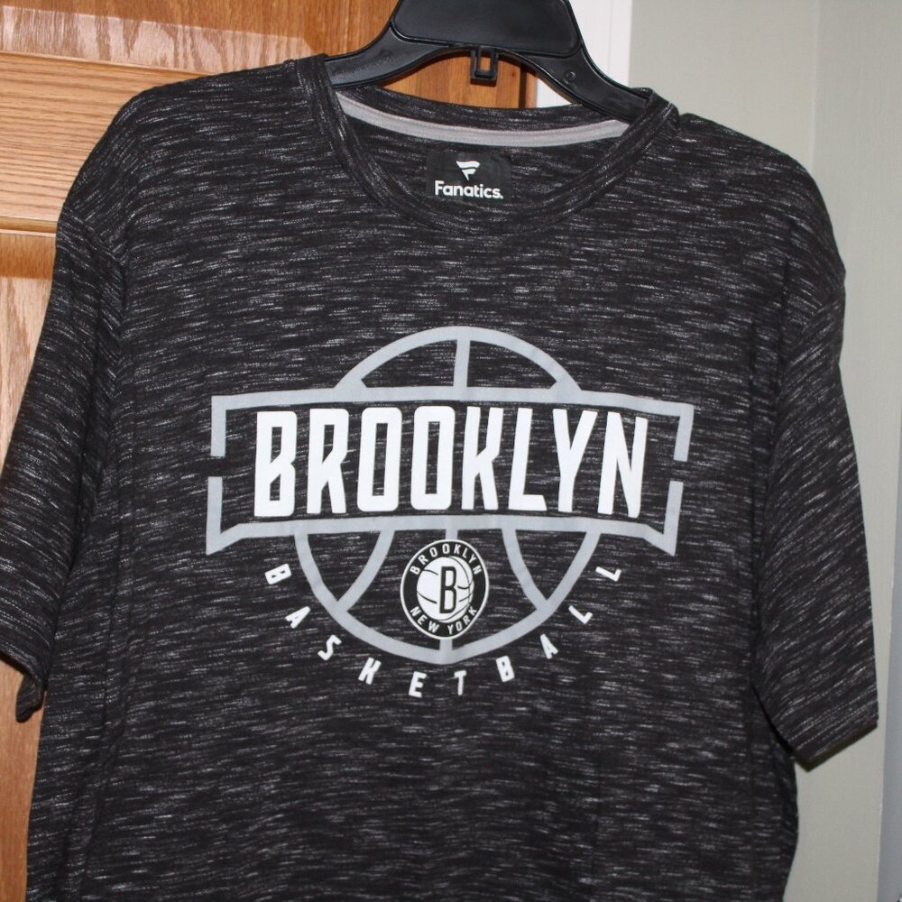Brooklyn New York Basketball - Men's XL Short Sleeve T-Shirt - Fanatics